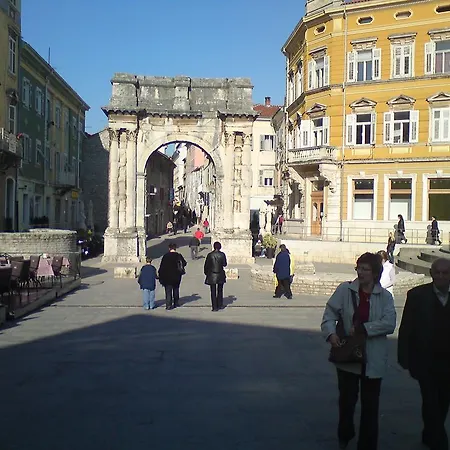 Matosevic Apartment Pula
