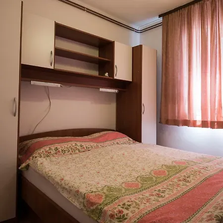 Matosevic Apartment Pula